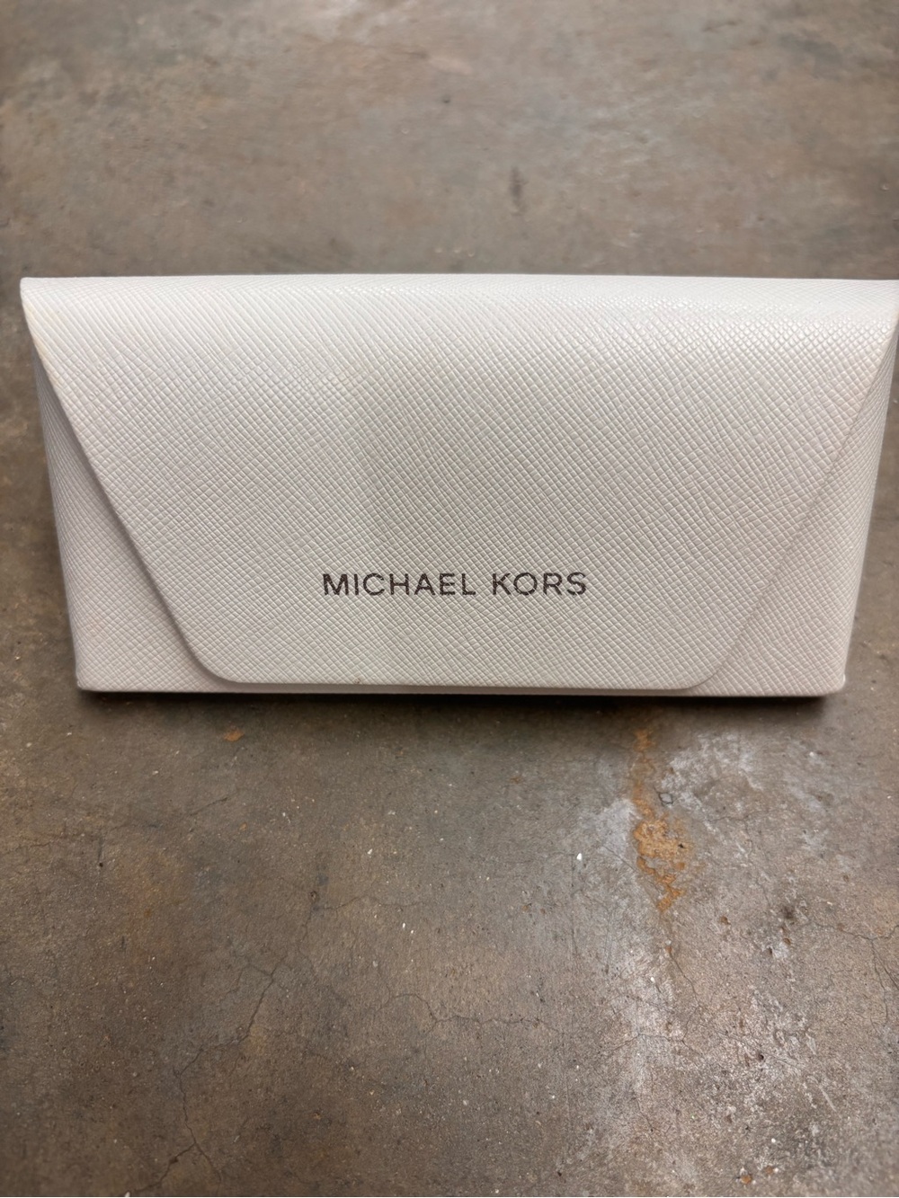 Michael Kors White Saffiano Faux Leather Glasses Sunglasses Case